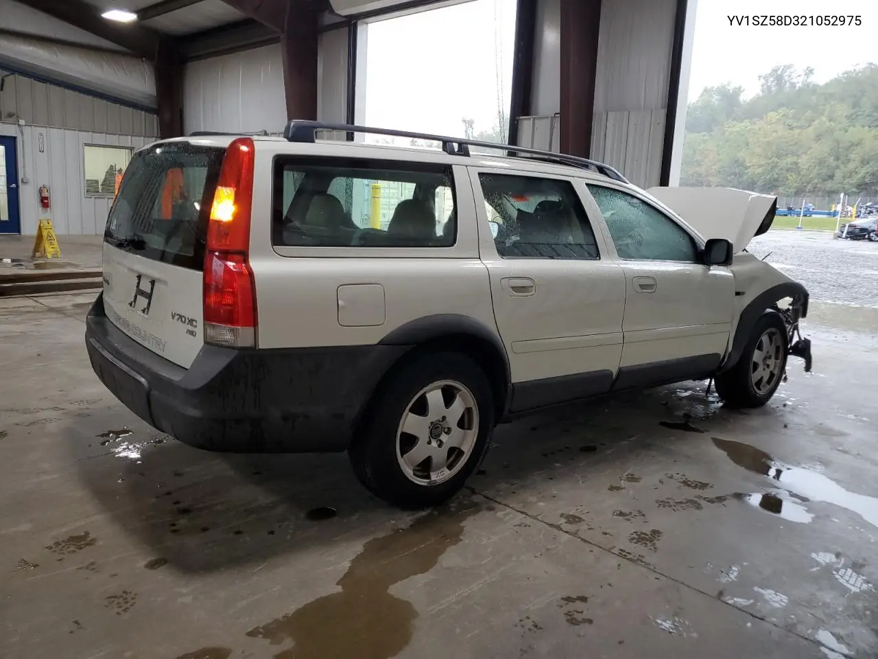 2002 Volvo V70 Xc VIN: YV1SZ58D321052975 Lot: 82121505