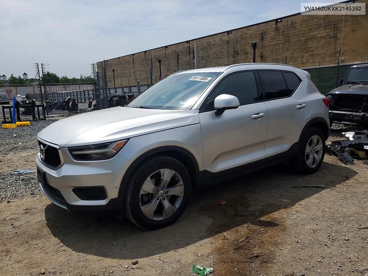 2019 Volvo Xc40 T5 Momentum VIN: YV4162UKXK2145352 Lot: 56411806