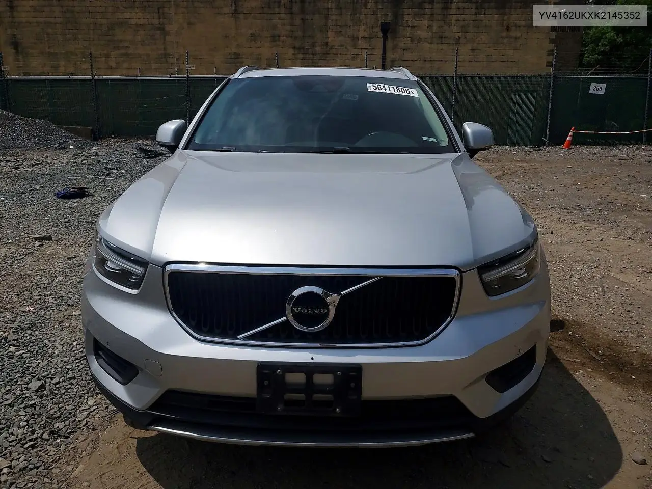 2019 Volvo Xc40 T5 Momentum VIN: YV4162UKXK2145352 Lot: 56411806