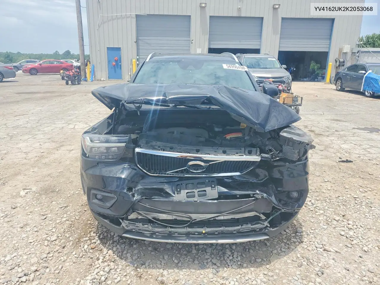 2019 Volvo Xc40 T5 Momentum VIN: YV4162UK2K2053068 Lot: 58990496
