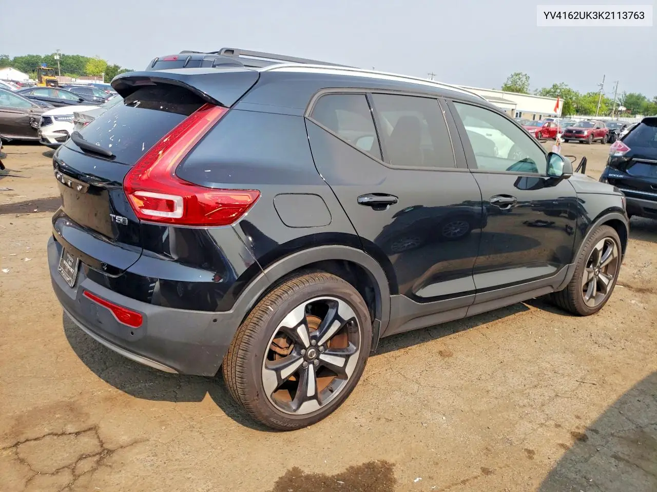 2019 Volvo Xc40 T5 Momentum VIN: YV4162UK3K2113763 Lot: 60870596