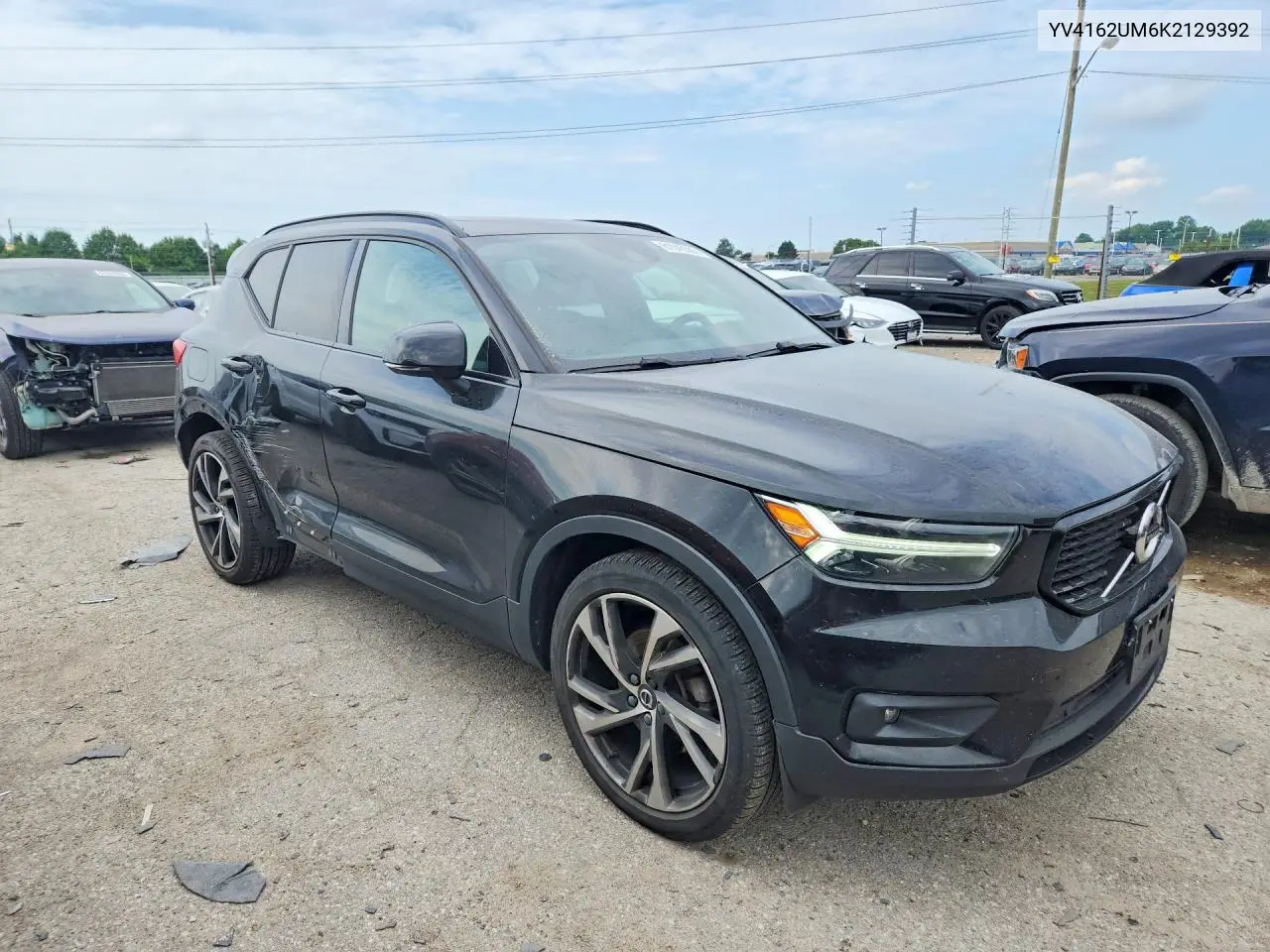 2019 Volvo Xc40 T5 R-Design VIN: YV4162UM6K2129392 Lot: 61045506