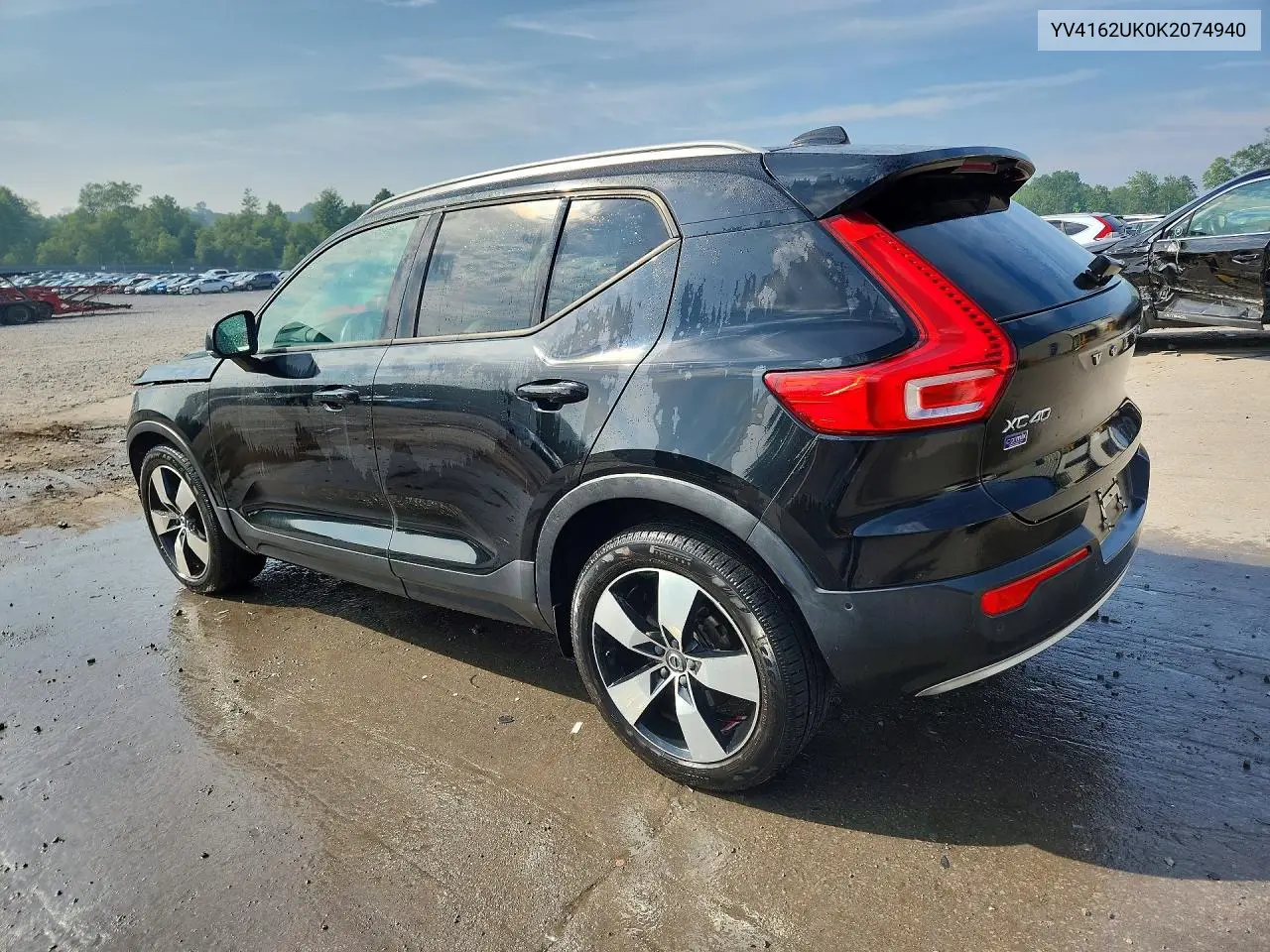 2019 Volvo Xc40 T5 Momentum VIN: YV4162UK0K2074940 Lot: 61322906