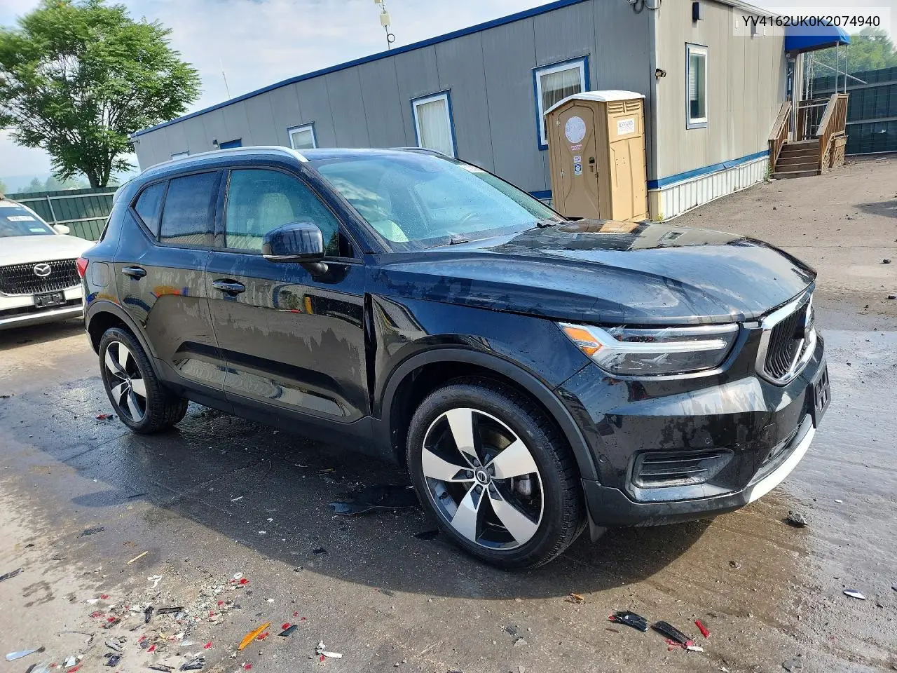 2019 Volvo Xc40 T5 Momentum VIN: YV4162UK0K2074940 Lot: 61322906