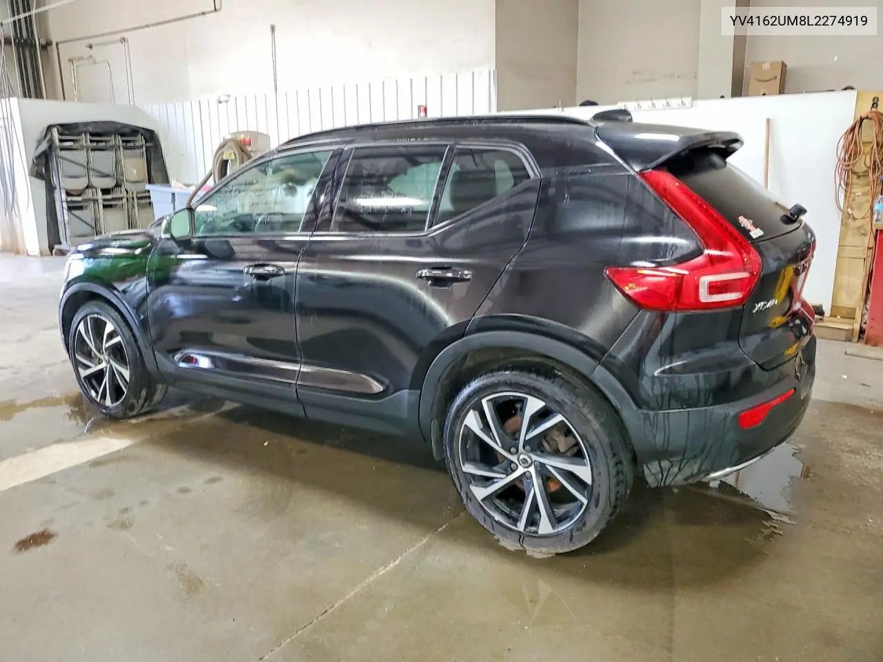 2020 Volvo Xc40 T5 R-Design VIN: YV4162UM8L2274919 Lot: 48859846