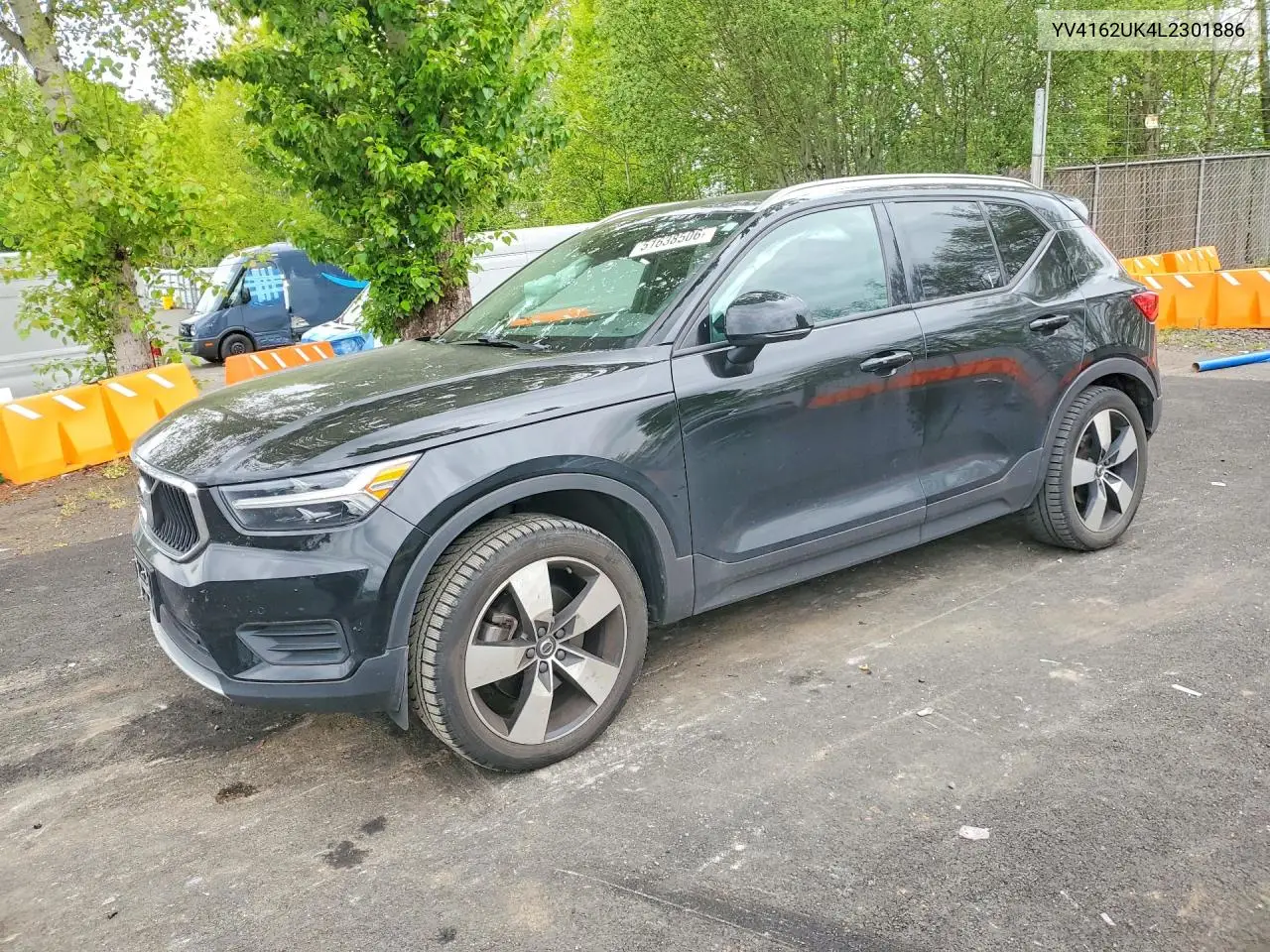 2020 Volvo Xc40 T5 Momentum VIN: YV4162UK4L2301886 Lot: 51638506