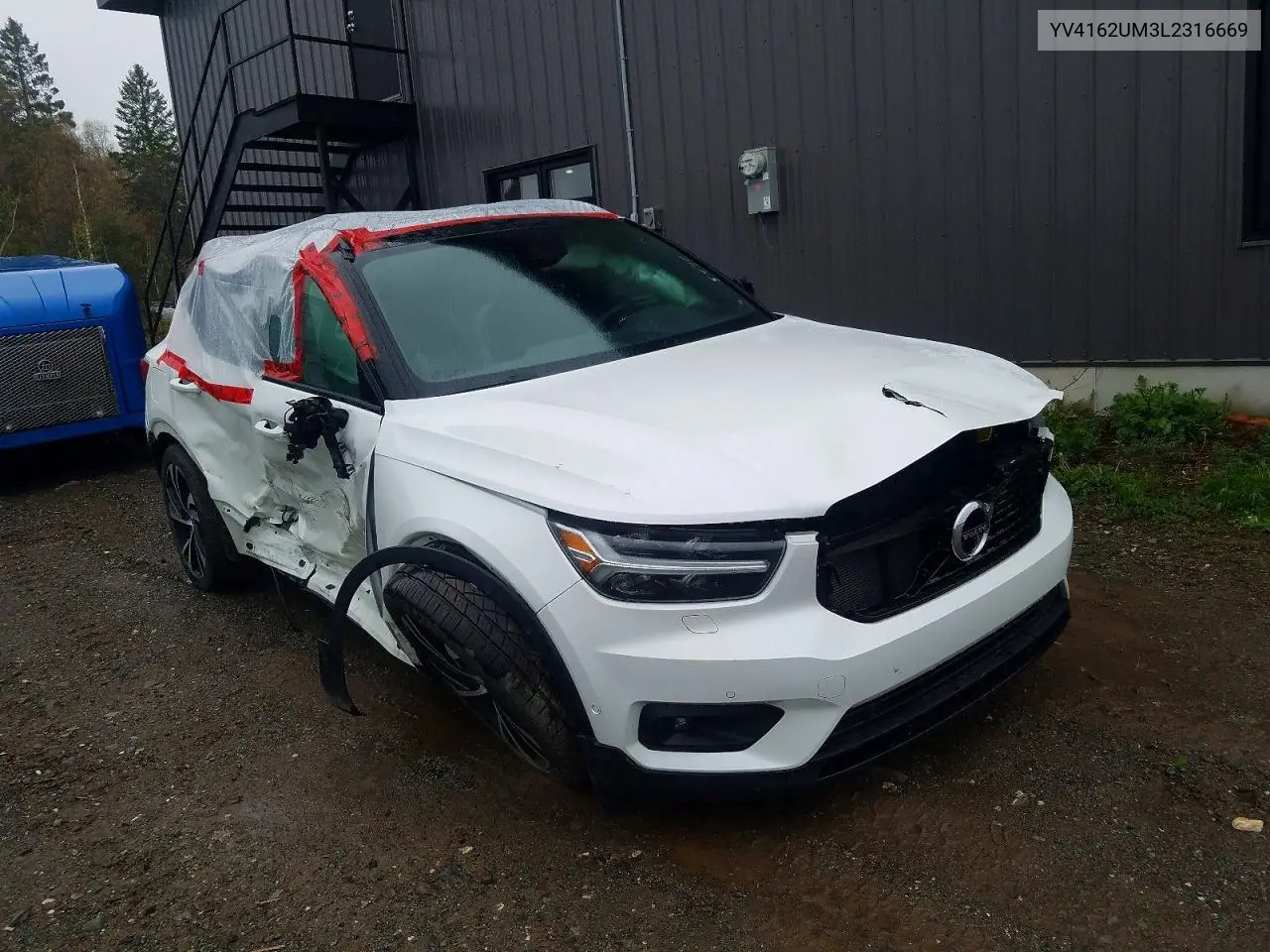 2020 Volvo Xc40 T5 R-Design VIN: YV4162UM3L2316669 Lot: 54706746