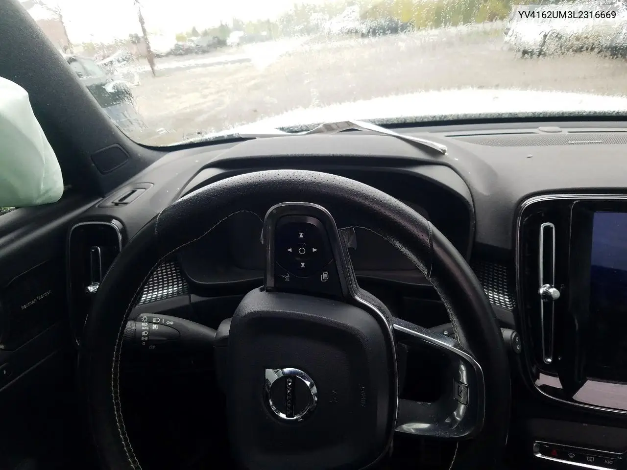 2020 Volvo Xc40 T5 R-Design VIN: YV4162UM3L2316669 Lot: 54706746