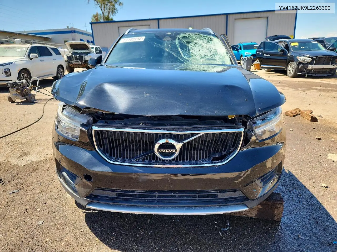 2020 Volvo Xc40 T5 Momentum VIN: YV4162UK9L2263300 Lot: 57180256