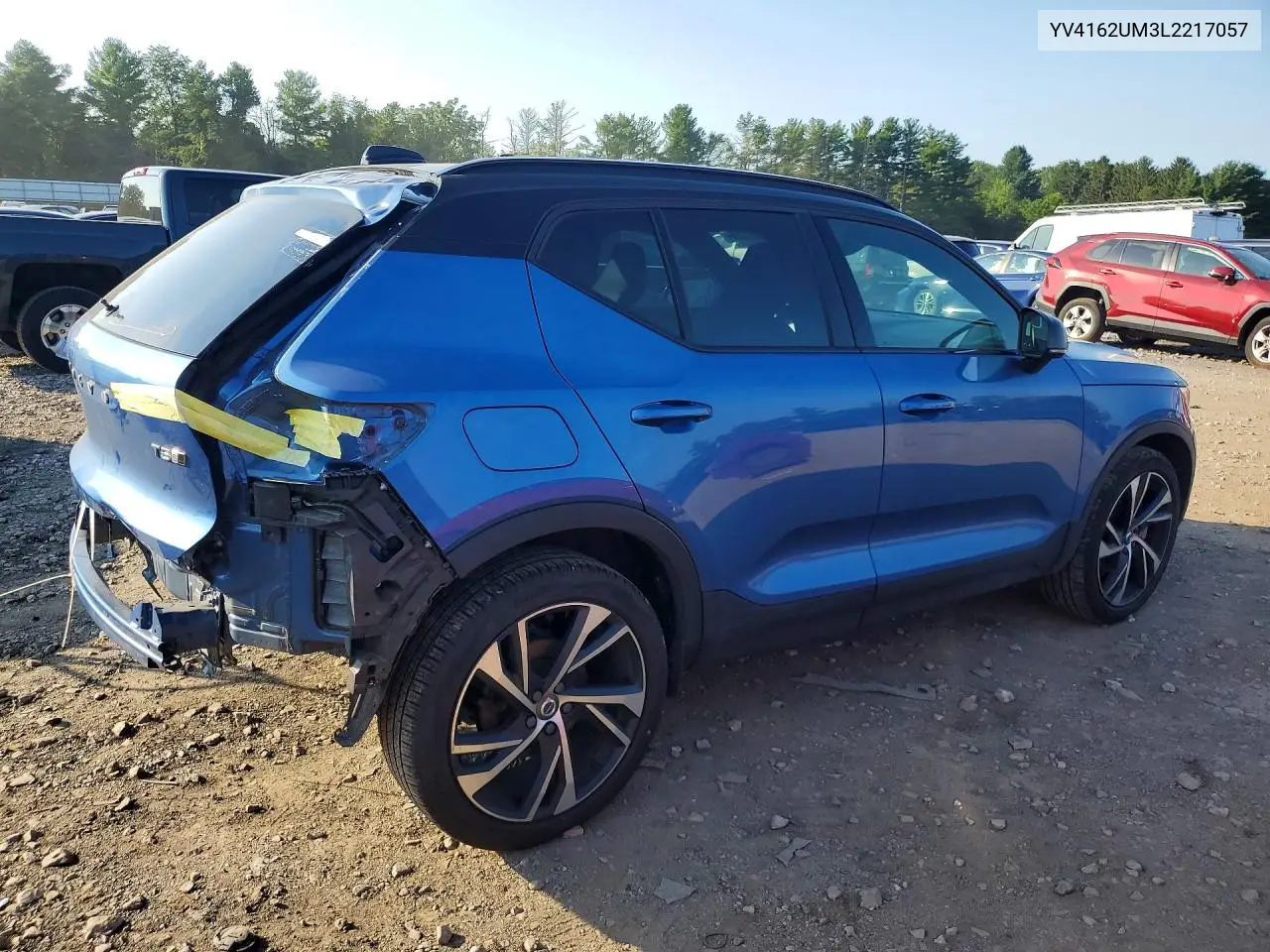 2020 Volvo Xc40 T5 R-Design VIN: YV4162UM3L2217057 Lot: 60209126