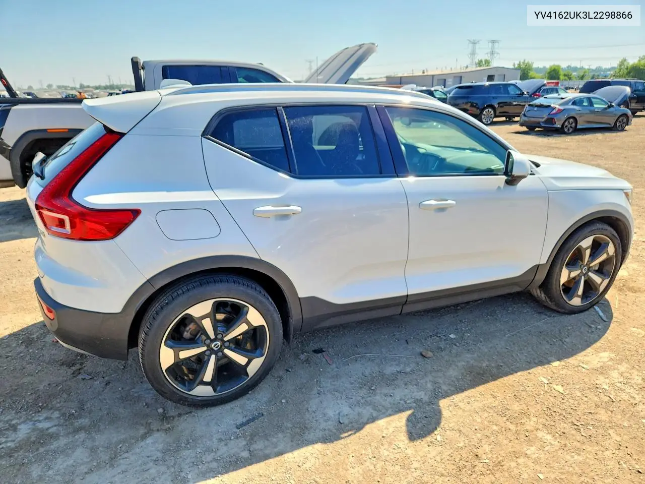 2020 Volvo Xc40 T5 Momentum VIN: YV4162UK3L2298866 Lot: 60407806
