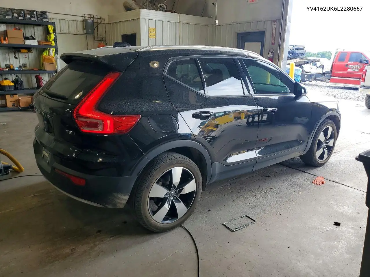 2020 Volvo Xc40 T5 Momentum VIN: YV4162UK6L2280667 Lot: 60995186