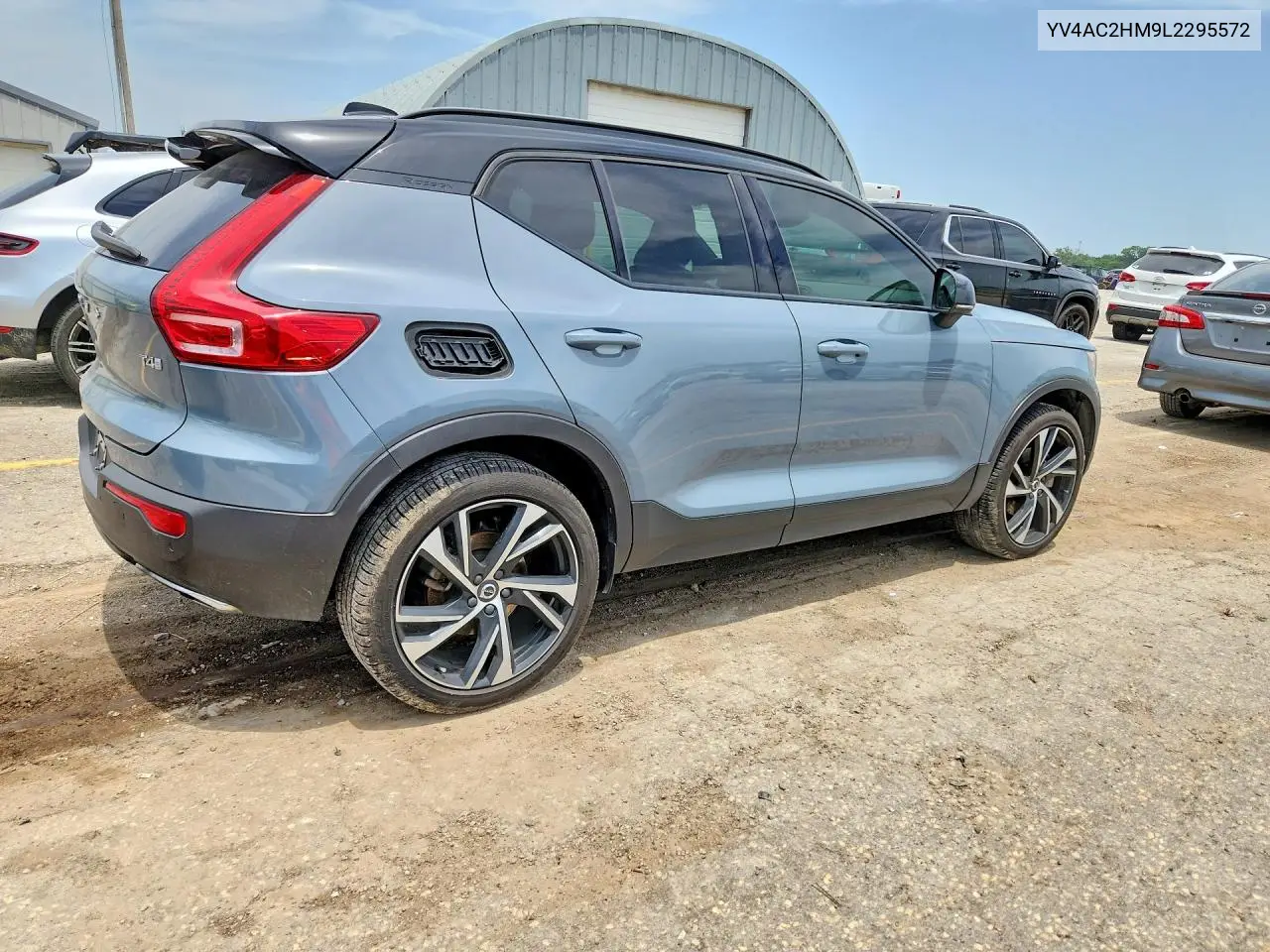 2020 Volvo Xc40 T4 R-Design VIN: YV4AC2HM9L2295572 Lot: 85975915