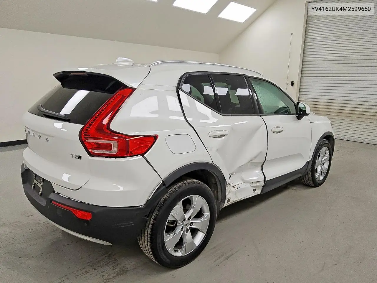 2021 Volvo Xc40 T5 Momentum VIN: YV4162UK4M2599650 Lot: 54218066