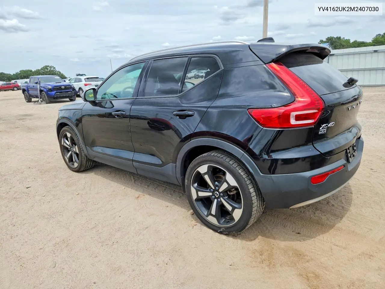 2021 Volvo Xc40 T5 Momentum VIN: YV4162UK2M2407030 Lot: 56289106