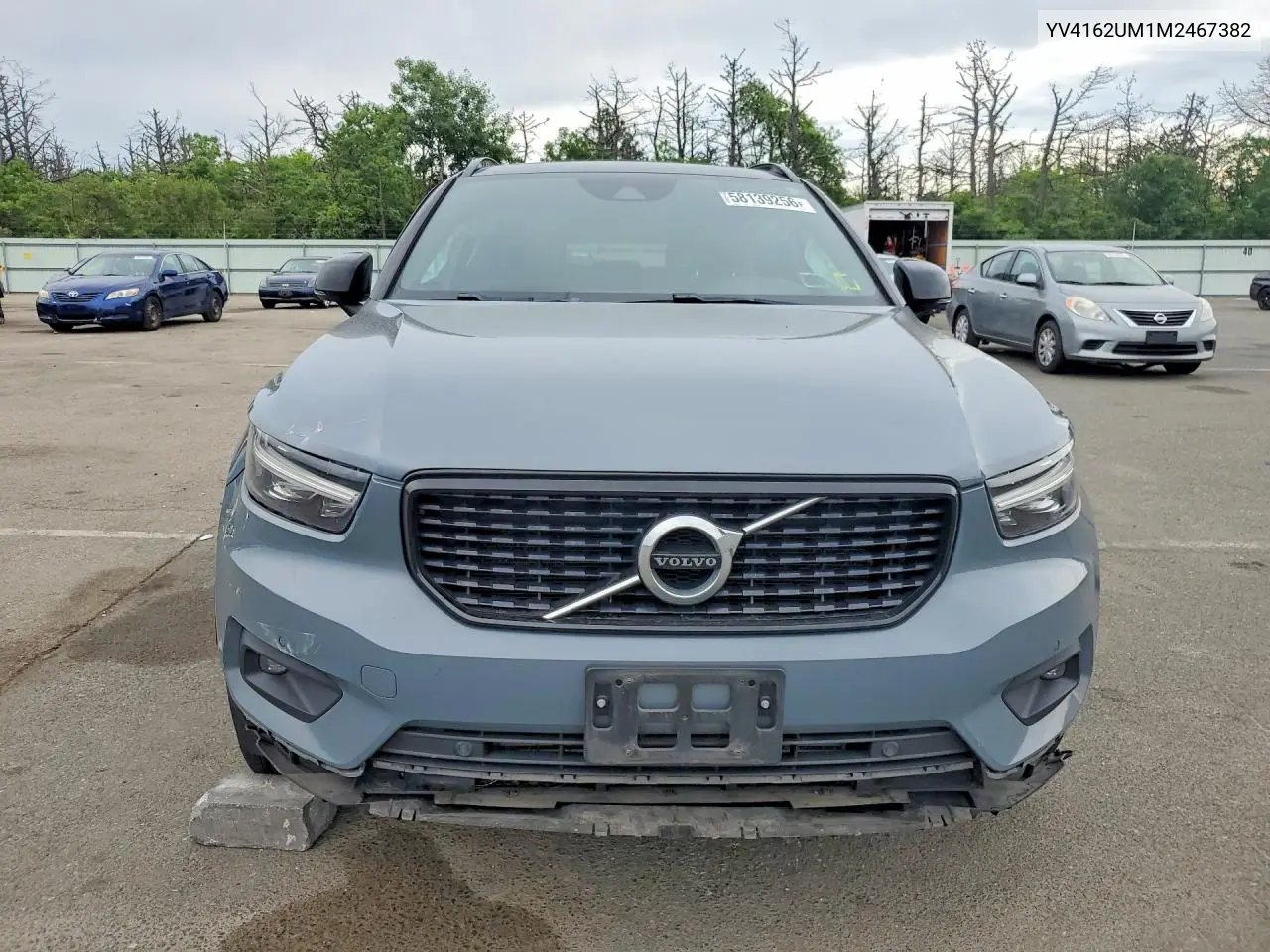 2021 Volvo Xc40 T5 R-Design VIN: YV4162UM1M2467382 Lot: 58139256