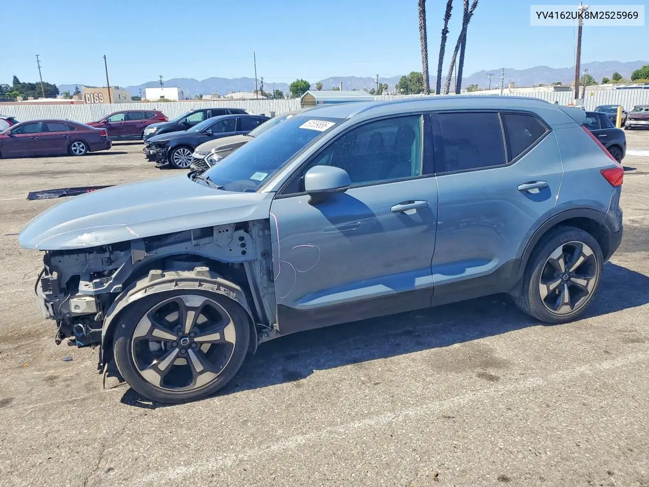 2021 Volvo Xc40 T5 Momentum