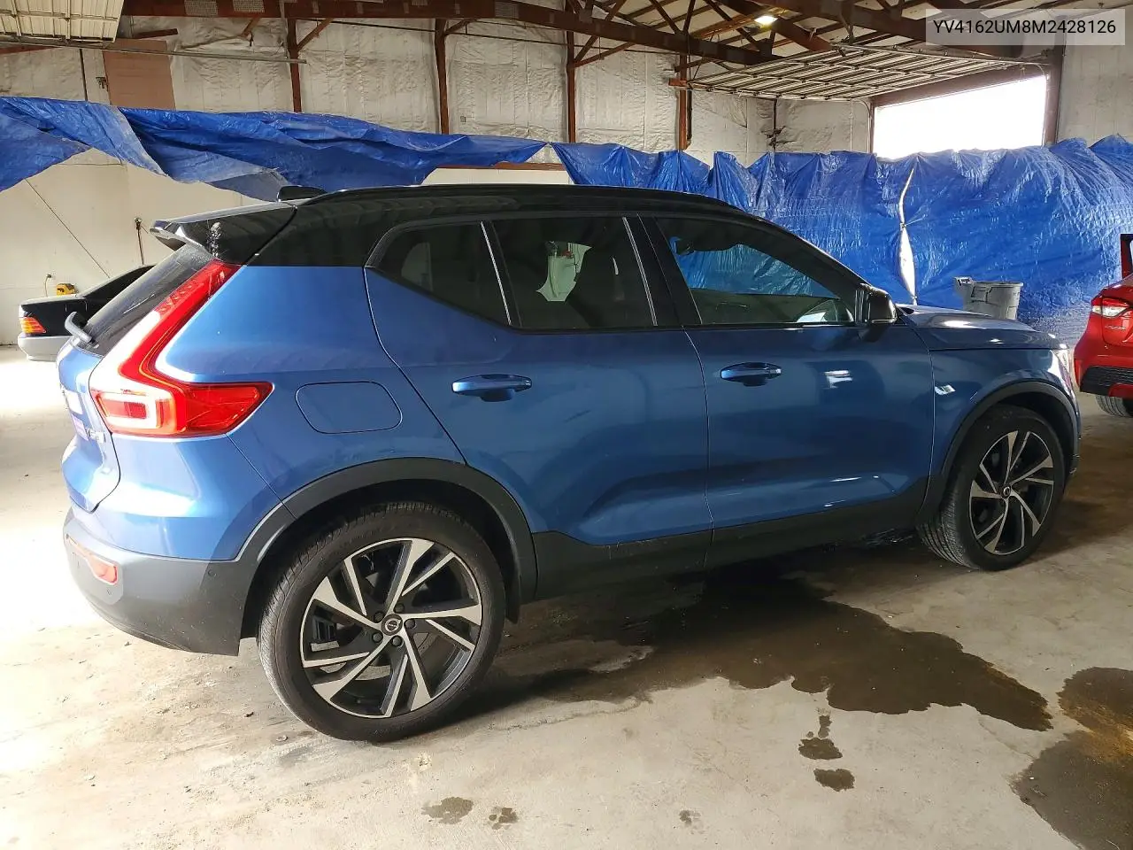 2021 Volvo Xc40 T5 R-Design VIN: YV4162UM8M2428126 Lot: 61563306