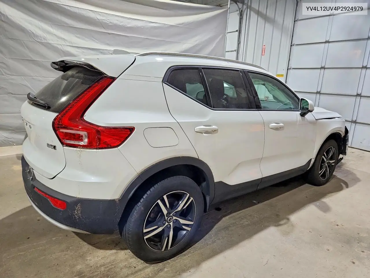 2023 Volvo Xc40 Core VIN: YV4L12UV4P2924979 Lot: 56272866