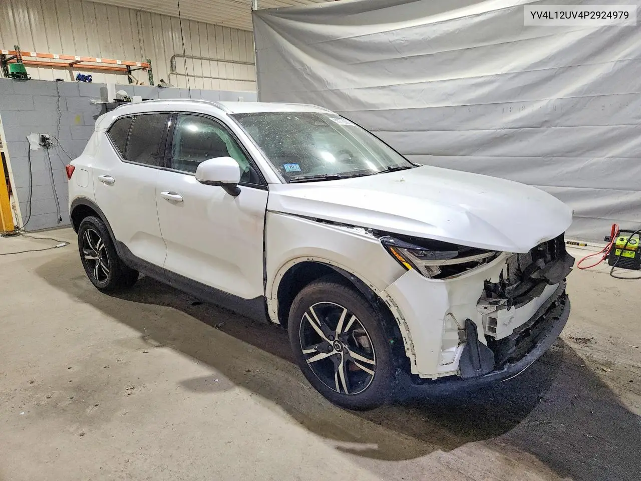 2023 Volvo Xc40 Core VIN: YV4L12UV4P2924979 Lot: 56272866