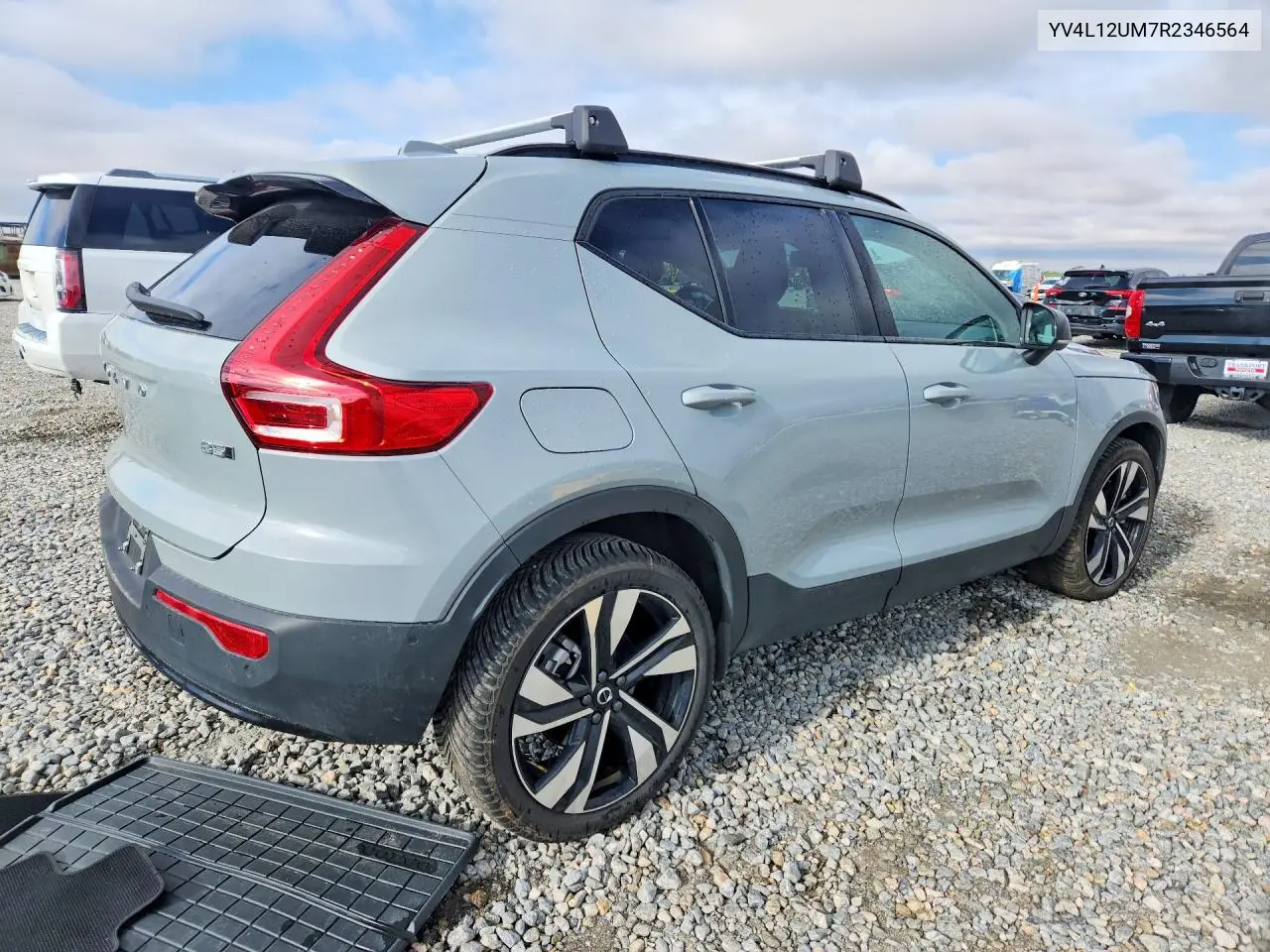 2024 Volvo Xc40 Ultimate VIN: YV4L12UM7R2346564 Lot: 51629596