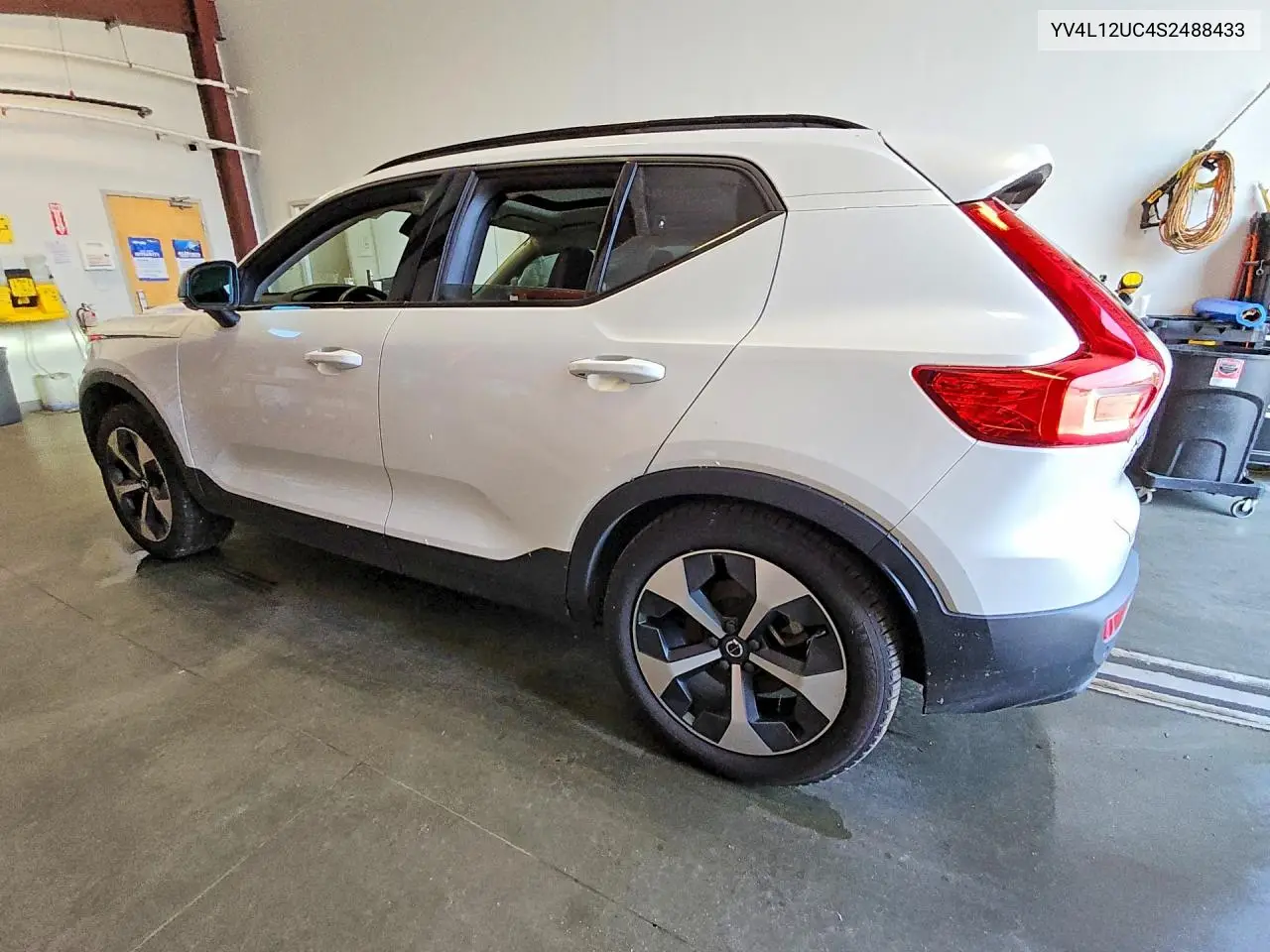2025 Volvo Xc40 Plus VIN: YV4L12UC4S2488433 Lot: 58563836