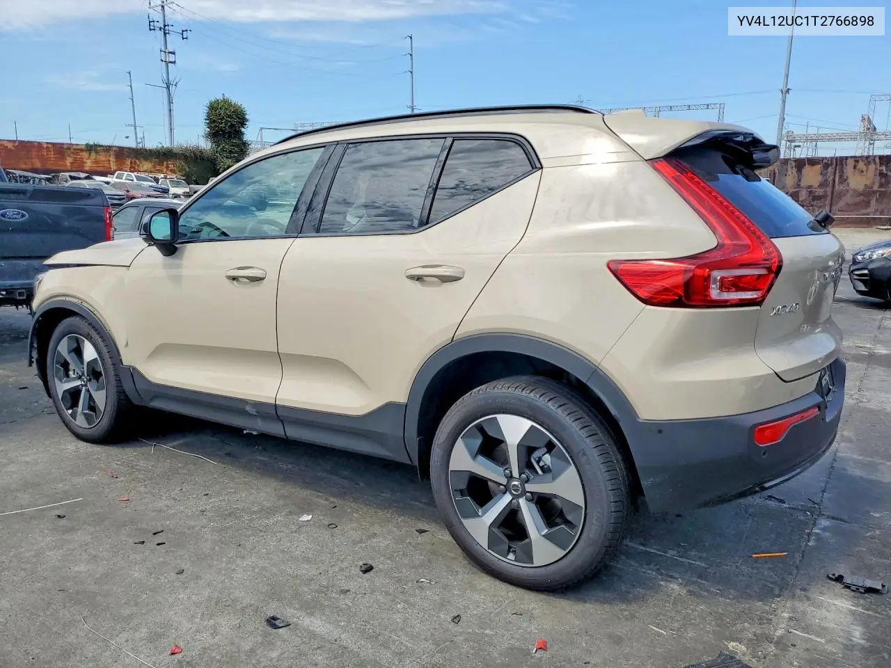 2026 Volvo Xc40 Plus VIN: YV4L12UC1T2766898 Lot: 61939556