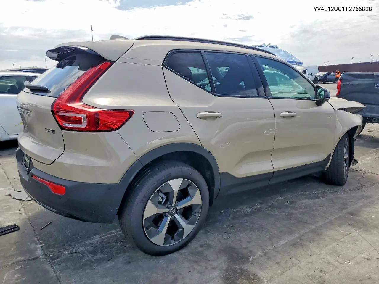 2026 Volvo Xc40 Plus VIN: YV4L12UC1T2766898 Lot: 61939556