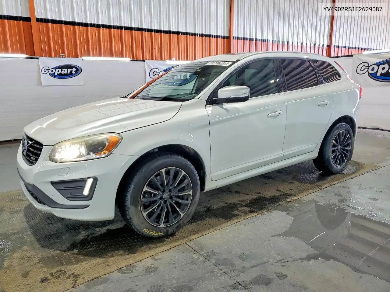 2015 Volvo Xc60 T6 R-Design Platinum VIN: YV4902RS1F2629087 Lot: 60447926