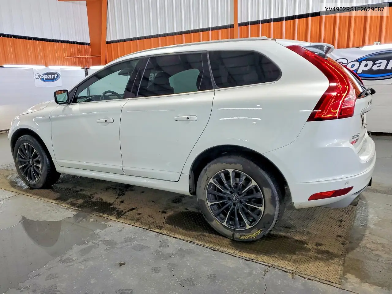 2015 Volvo Xc60 T6 R-Design Platinum VIN: YV4902RS1F2629087 Lot: 60447926