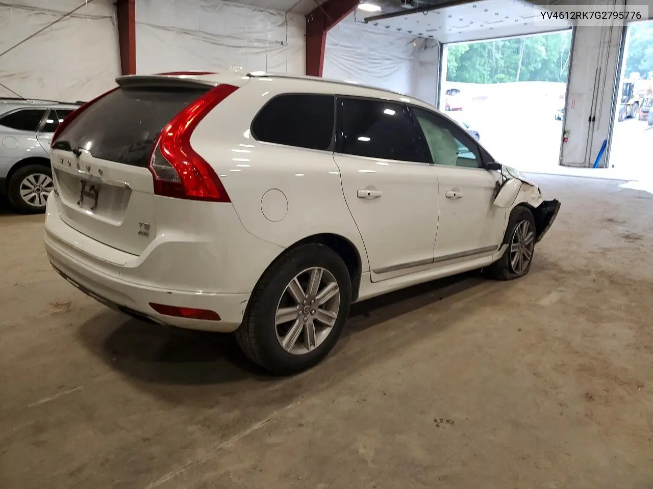 2016 Volvo Xc60 T5 Premier VIN: YV4612RK7G2795776 Lot: 61471576