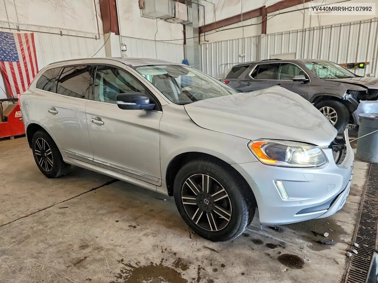 2017 Volvo Xc60 T5 Dynamic VIN: YV440MRR9H2107992 Lot: 59678806