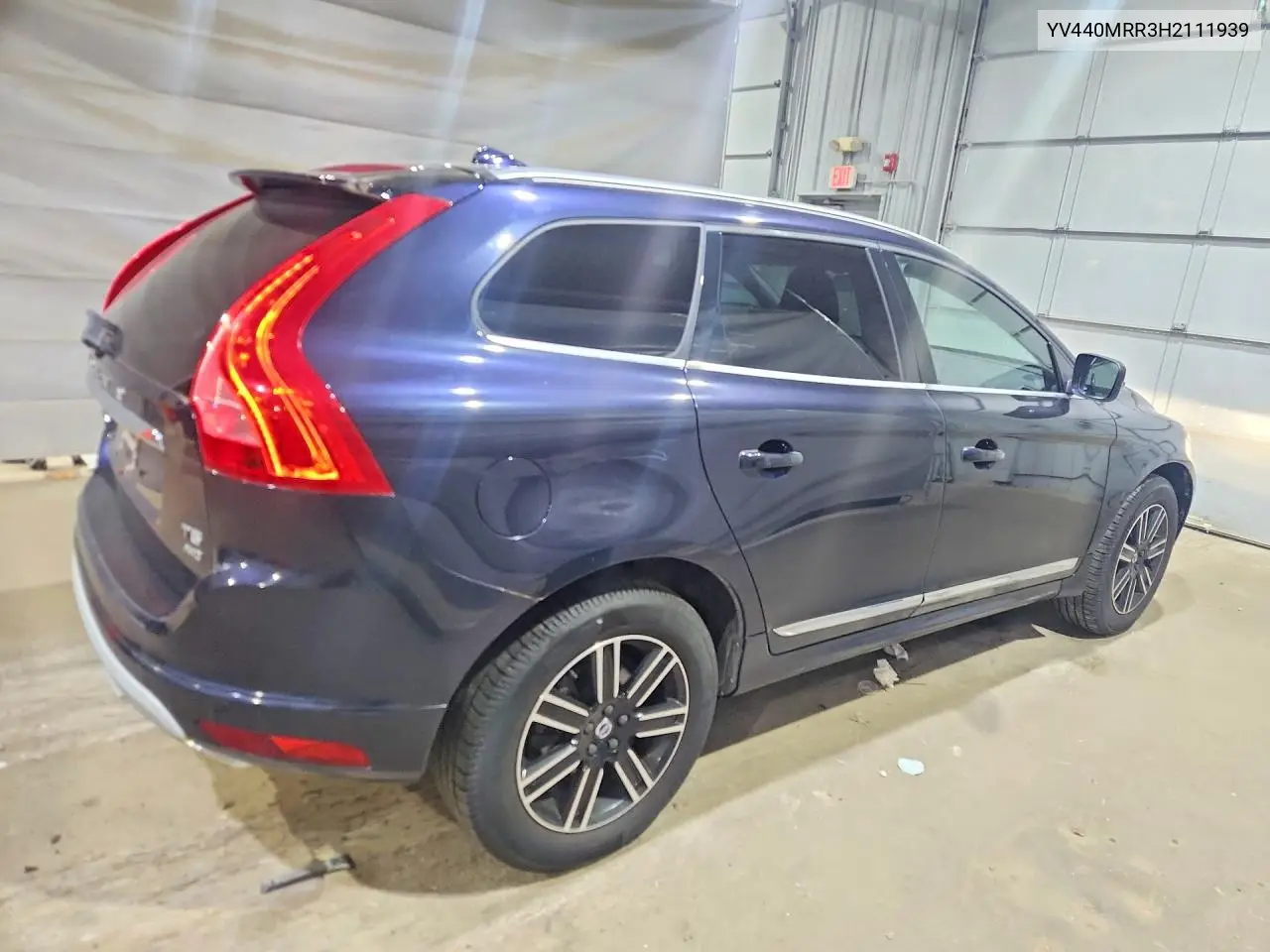 2017 Volvo Xc60 T5 Dynamic VIN: YV440MRR3H2111939 Lot: 59846686