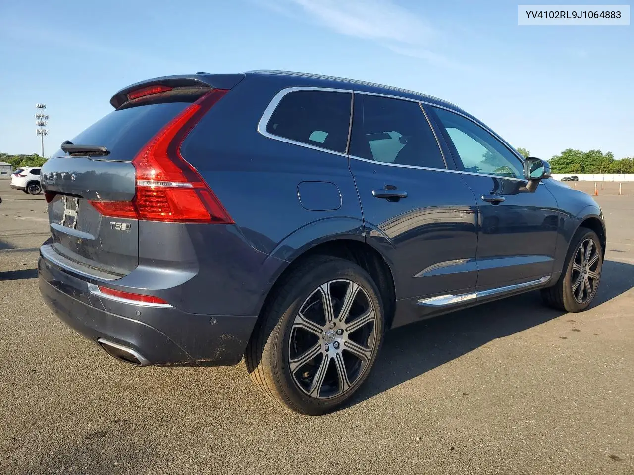 2018 Volvo Xc60 T5 Inscription VIN: YV4102RL9J1064883 Lot: 61590596