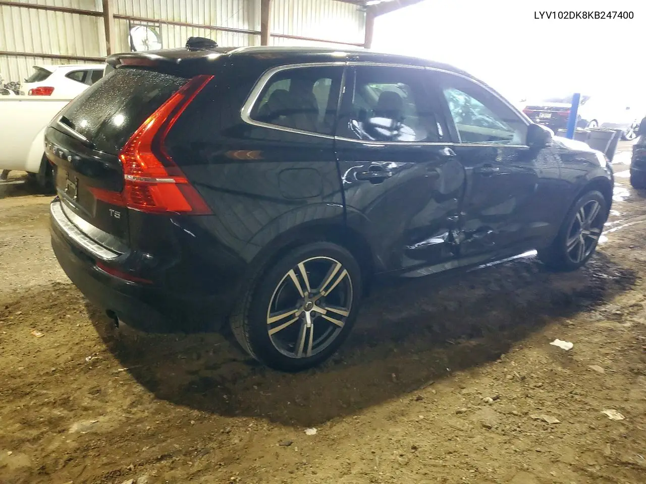 2019 Volvo Xc60 T5 Momentum VIN: LYV102DK8KB247400 Lot: 56563266