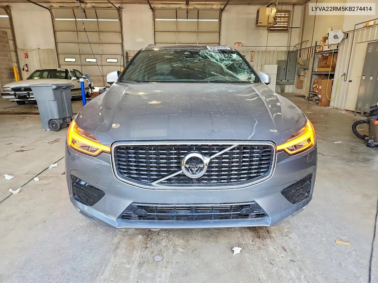 2019 Volvo Xc60 T6 R-Design VIN: LYVA22RM5KB274414 Lot: 60230356