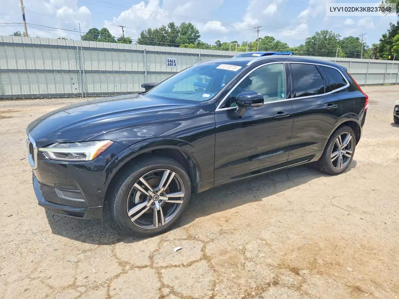 2019 Volvo Xc60 T5 Momentum VIN: LYV102DK3KB237048 Lot: 61313076