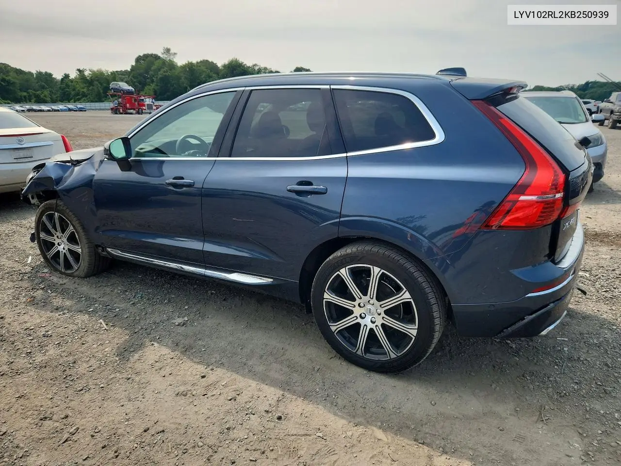 2019 Volvo Xc60 T5 Inscription VIN: LYV102RL2KB250939 Lot: 61579016