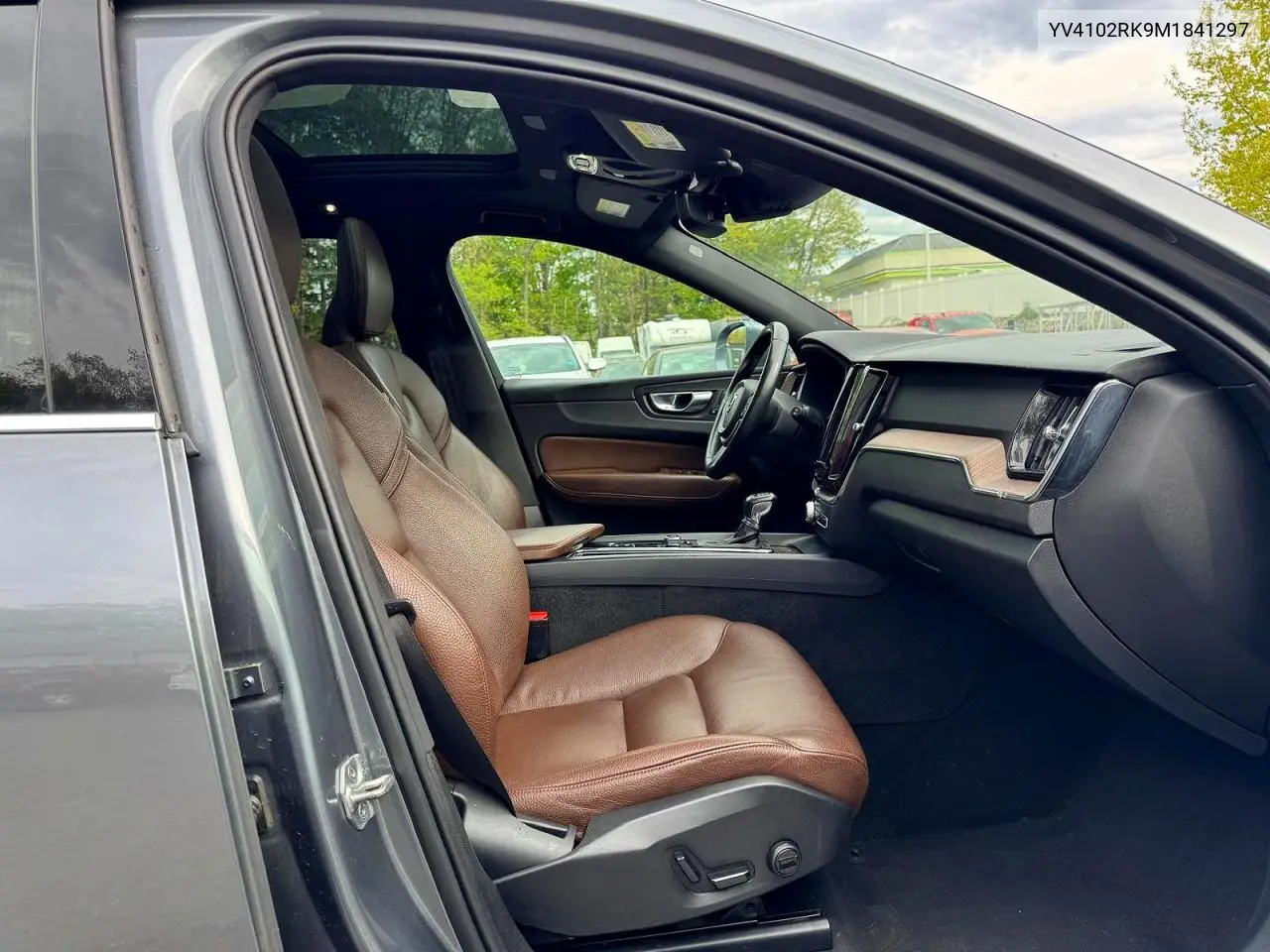 2021 Volvo Xc60 T5 Momentum VIN: YV4102RK9M1841297 Lot: 53568566