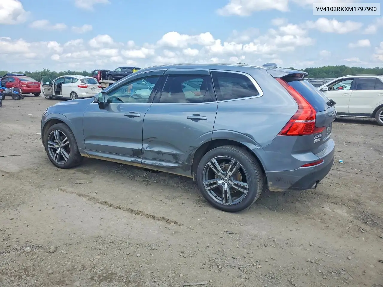 2021 Volvo Xc60 T5 Momentum VIN: YV4102RKXM1797990 Lot: 58382556