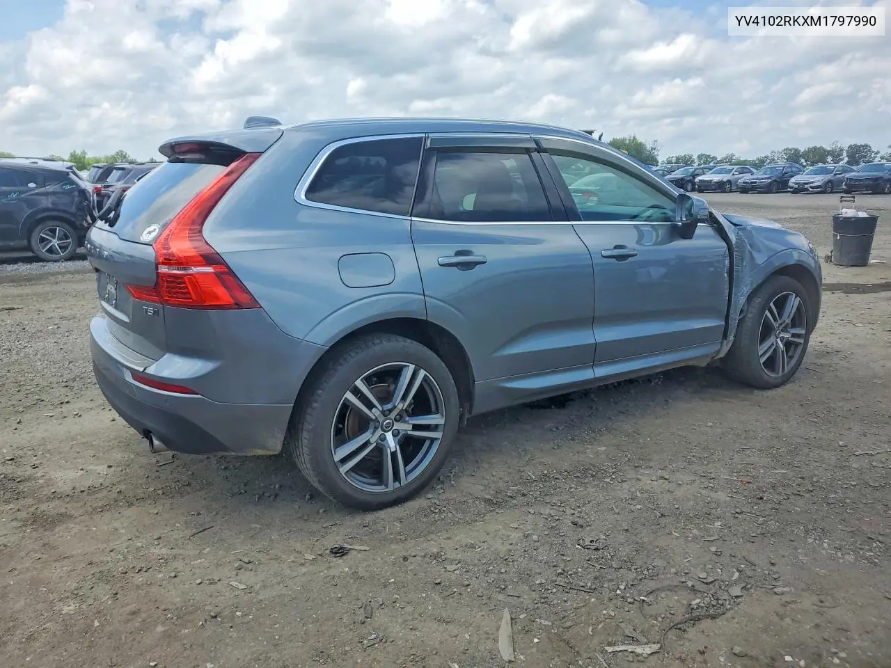 2021 Volvo Xc60 T5 Momentum VIN: YV4102RKXM1797990 Lot: 58382556