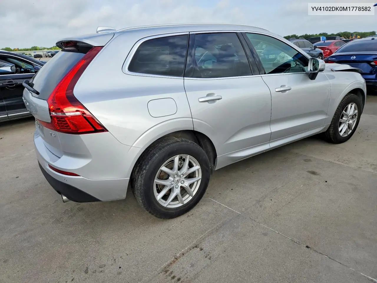 2021 Volvo Xc60 T5 Momentum VIN: YV4102DK0M1778582 Lot: 61720186