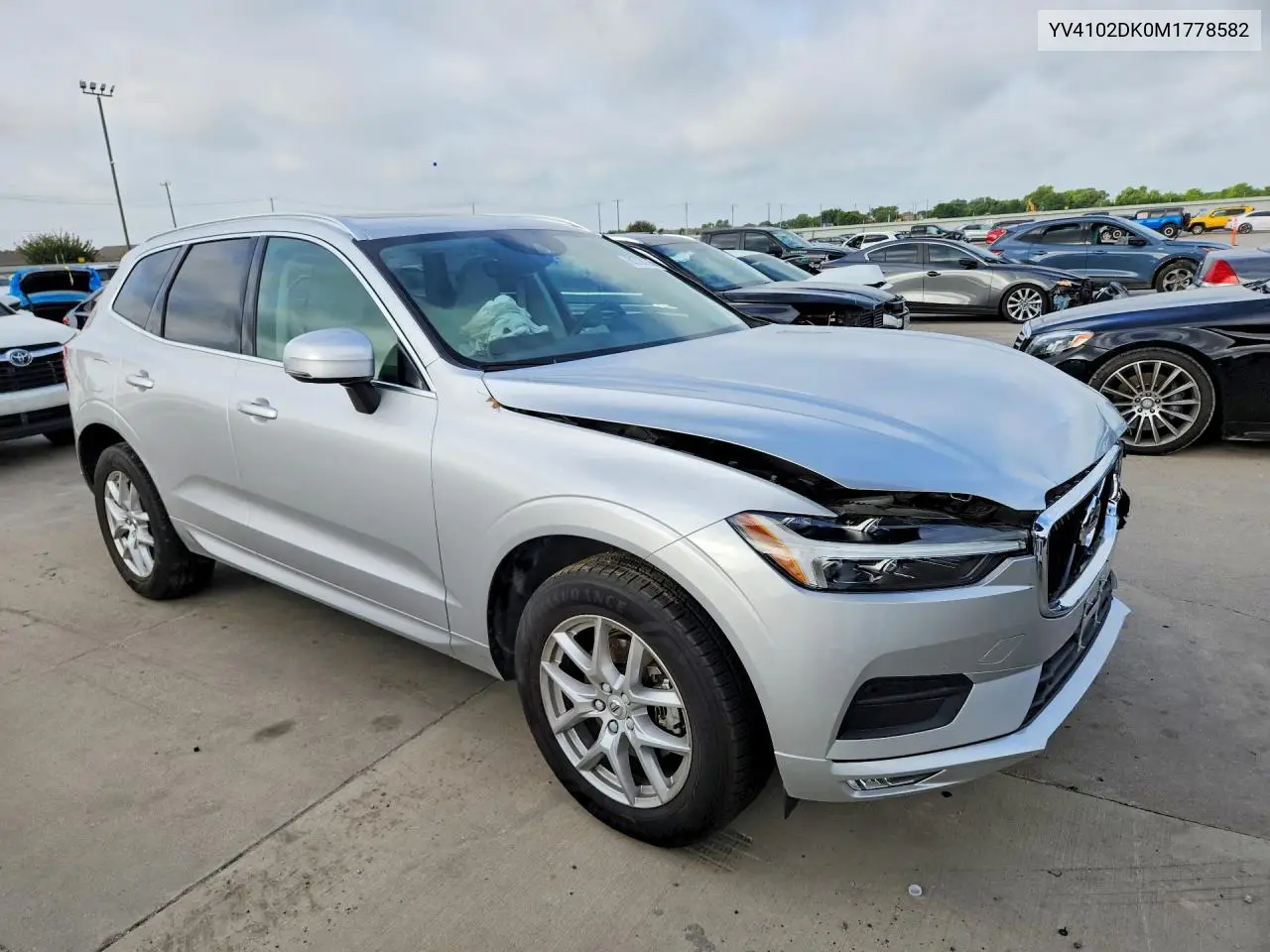 2021 Volvo Xc60 T5 Momentum VIN: YV4102DK0M1778582 Lot: 61720186