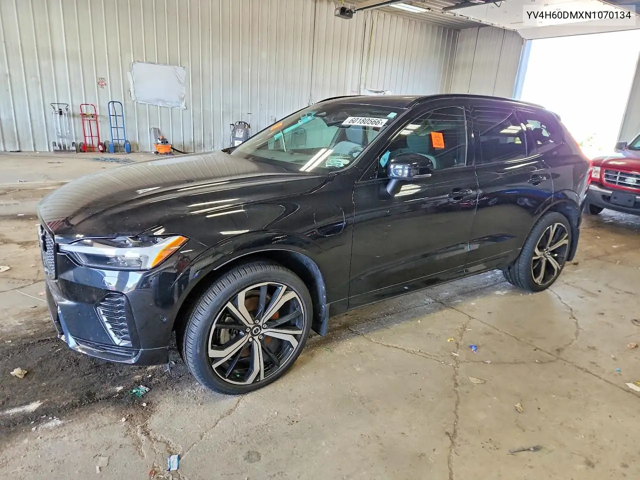 2022 Volvo Xc60 T8 Recharge R-Design VIN: YV4H60DMXN1070134 Lot: 60180566