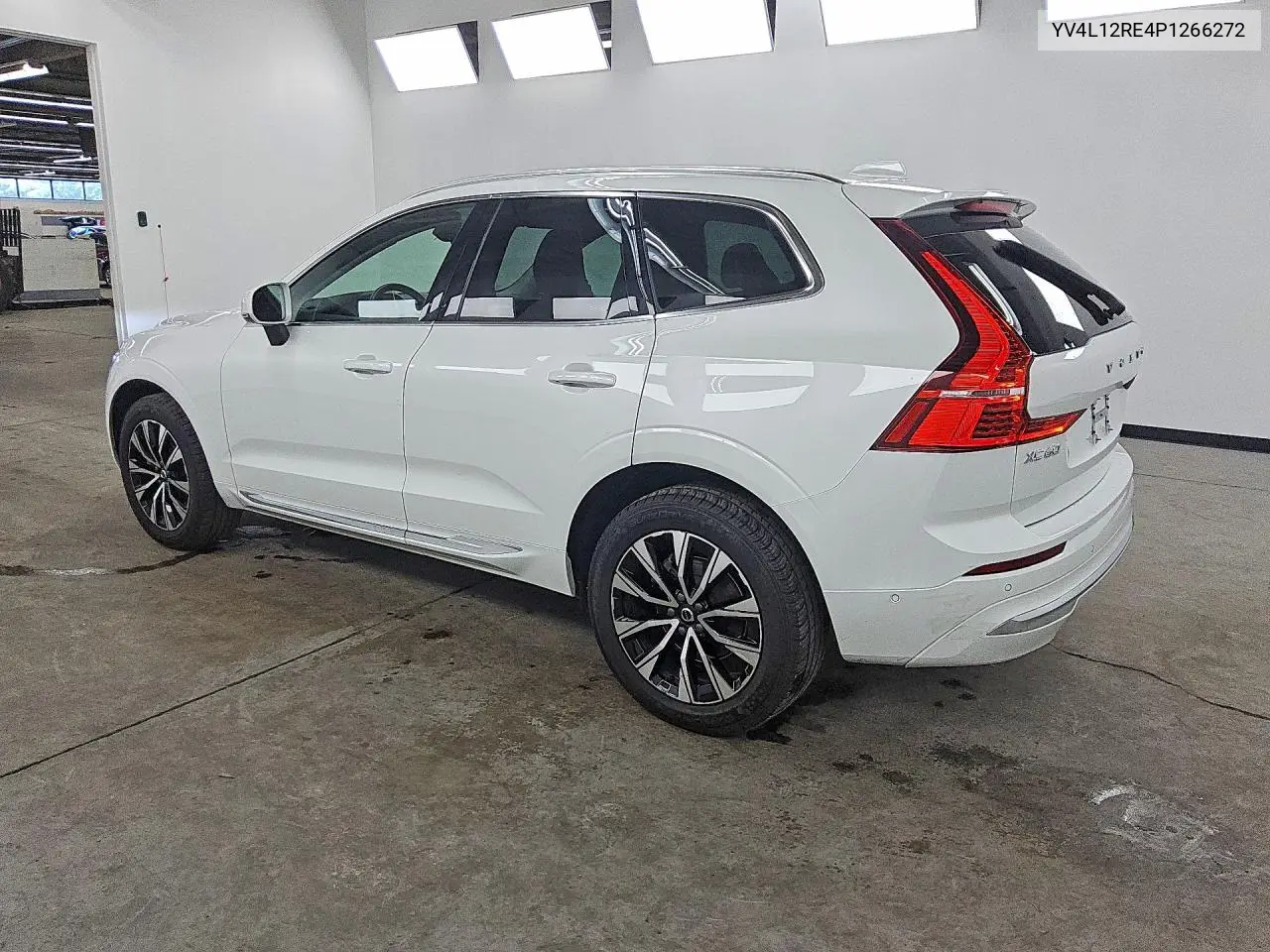 2023 Volvo Xc60 Plus VIN: YV4L12RE4P1266272 Lot: 60517526