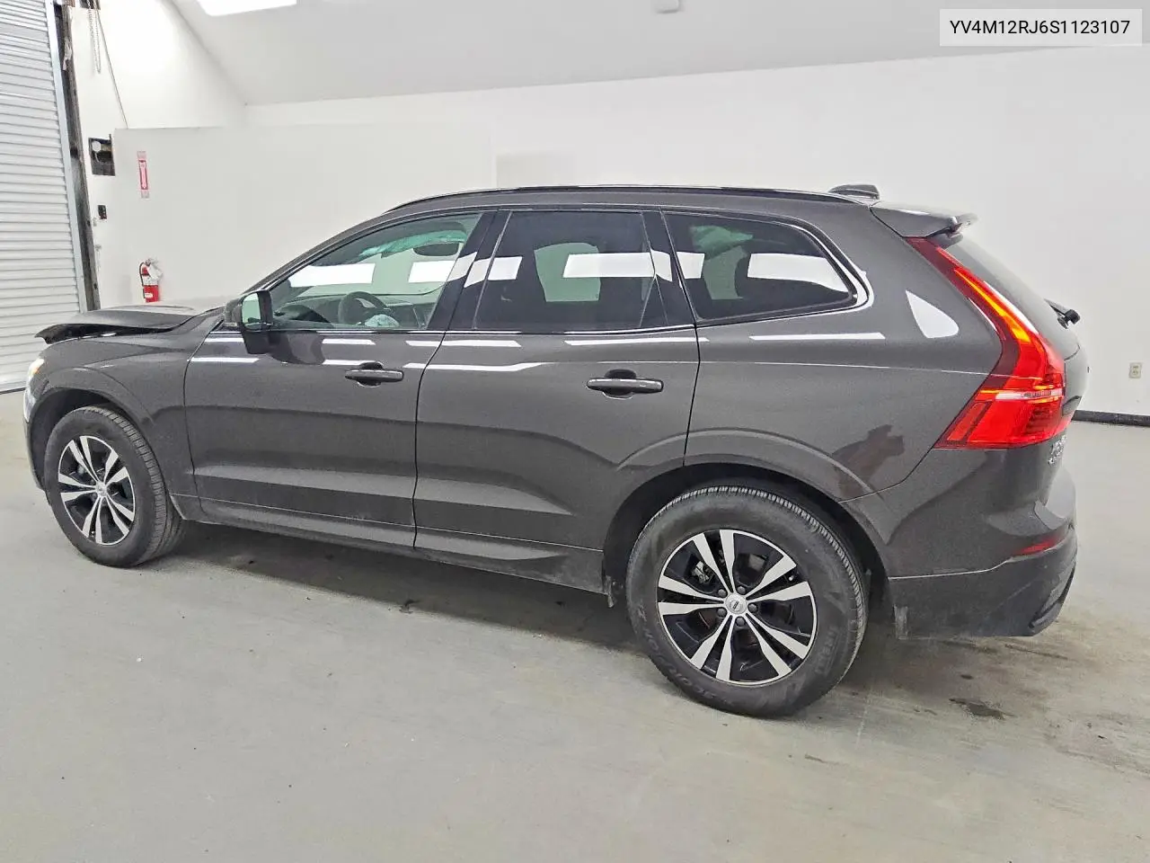 2025 Volvo Xc60 Core VIN: YV4M12RJ6S1123107 Lot: 77563265