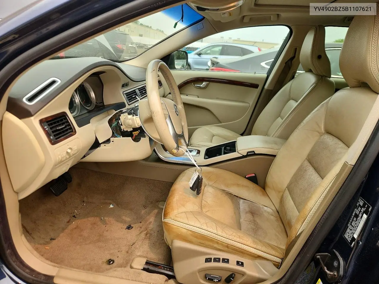 2011 Volvo Xc70 T6 VIN: YV4902BZ5B1107621 Lot: 60633656