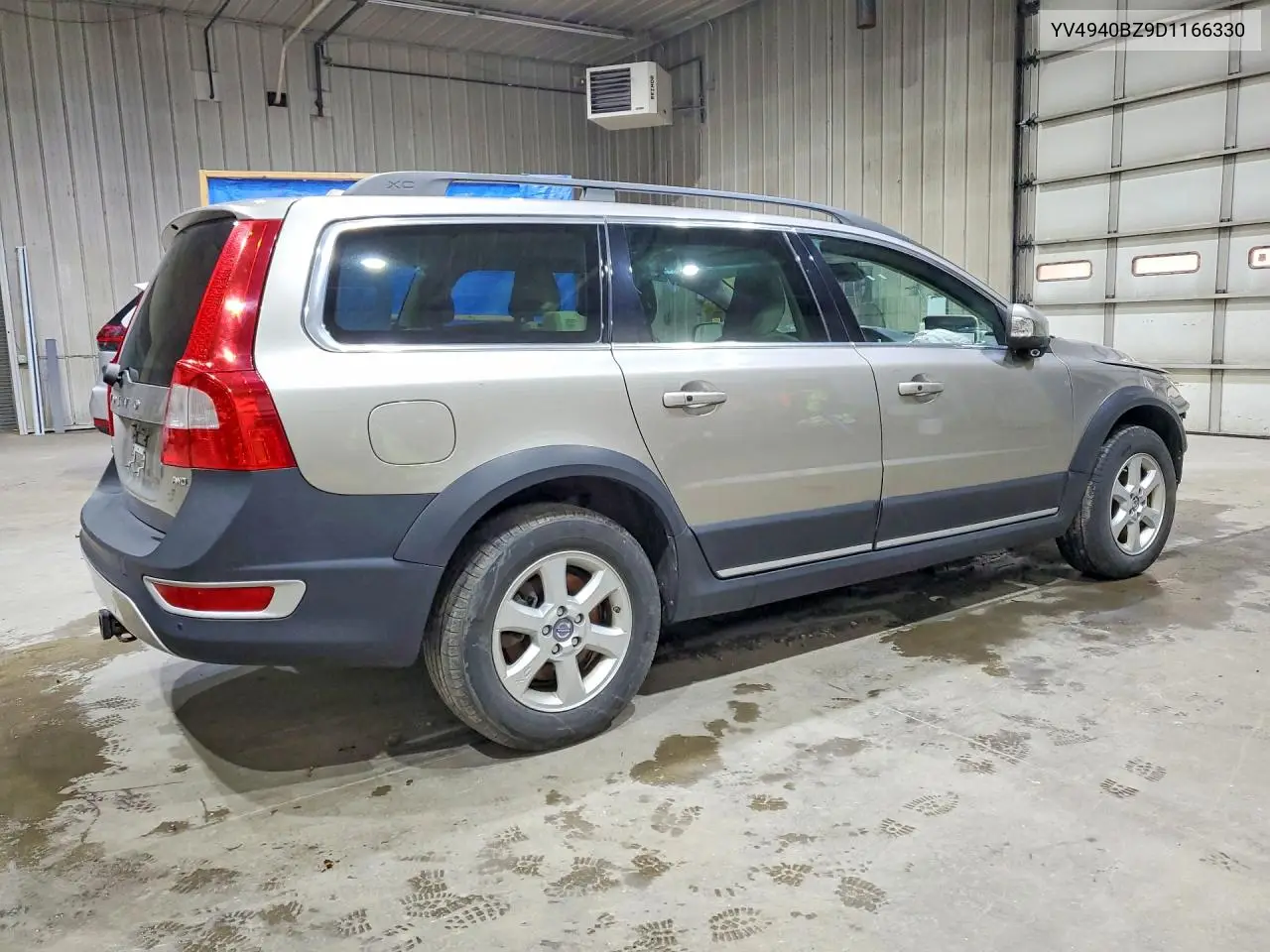 2013 Volvo Xc70 3.2 VIN: YV4940BZ9D1166330 Lot: 79910495