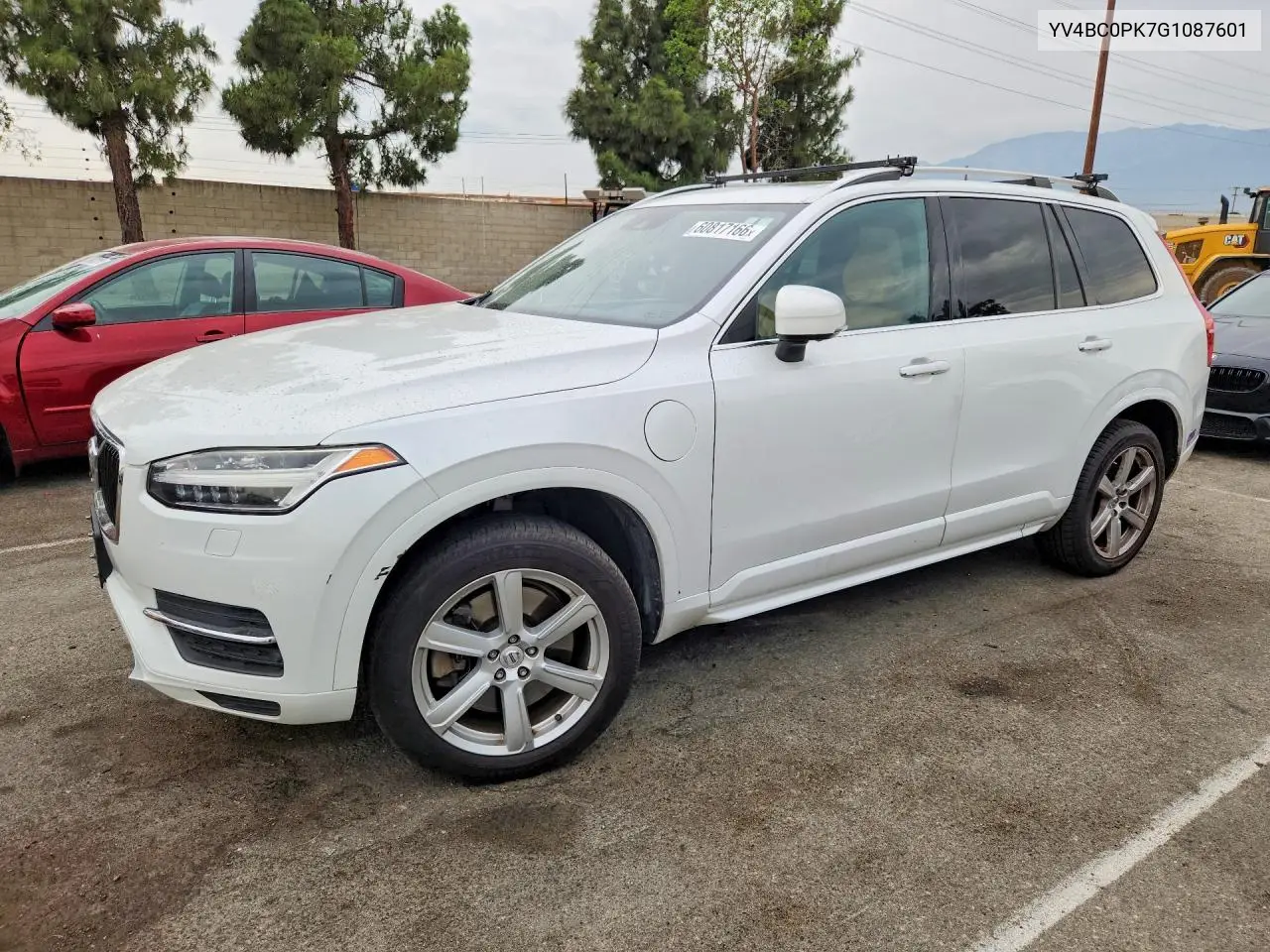 2016 Volvo Xc90 T8 VIN: YV4BC0PK7G1087601 Lot: 60817166