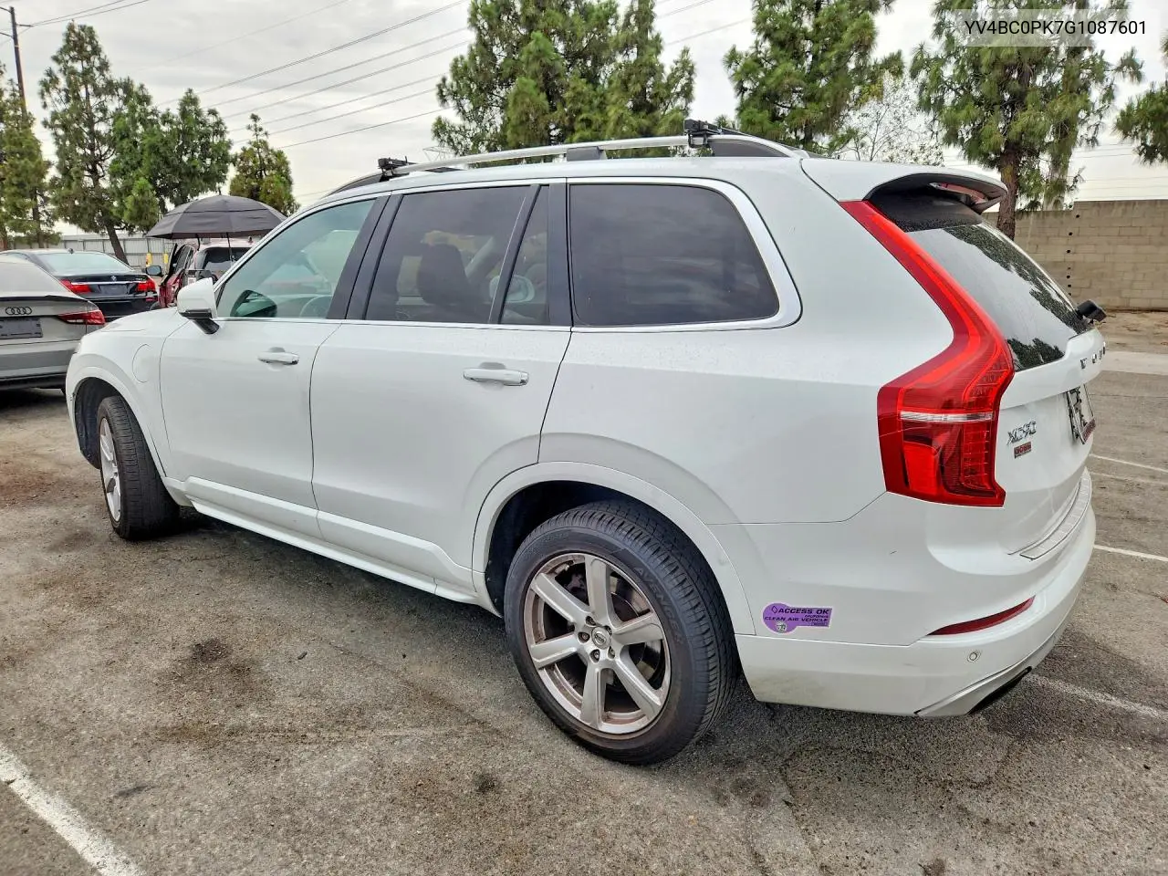 2016 Volvo Xc90 T8 VIN: YV4BC0PK7G1087601 Lot: 60817166